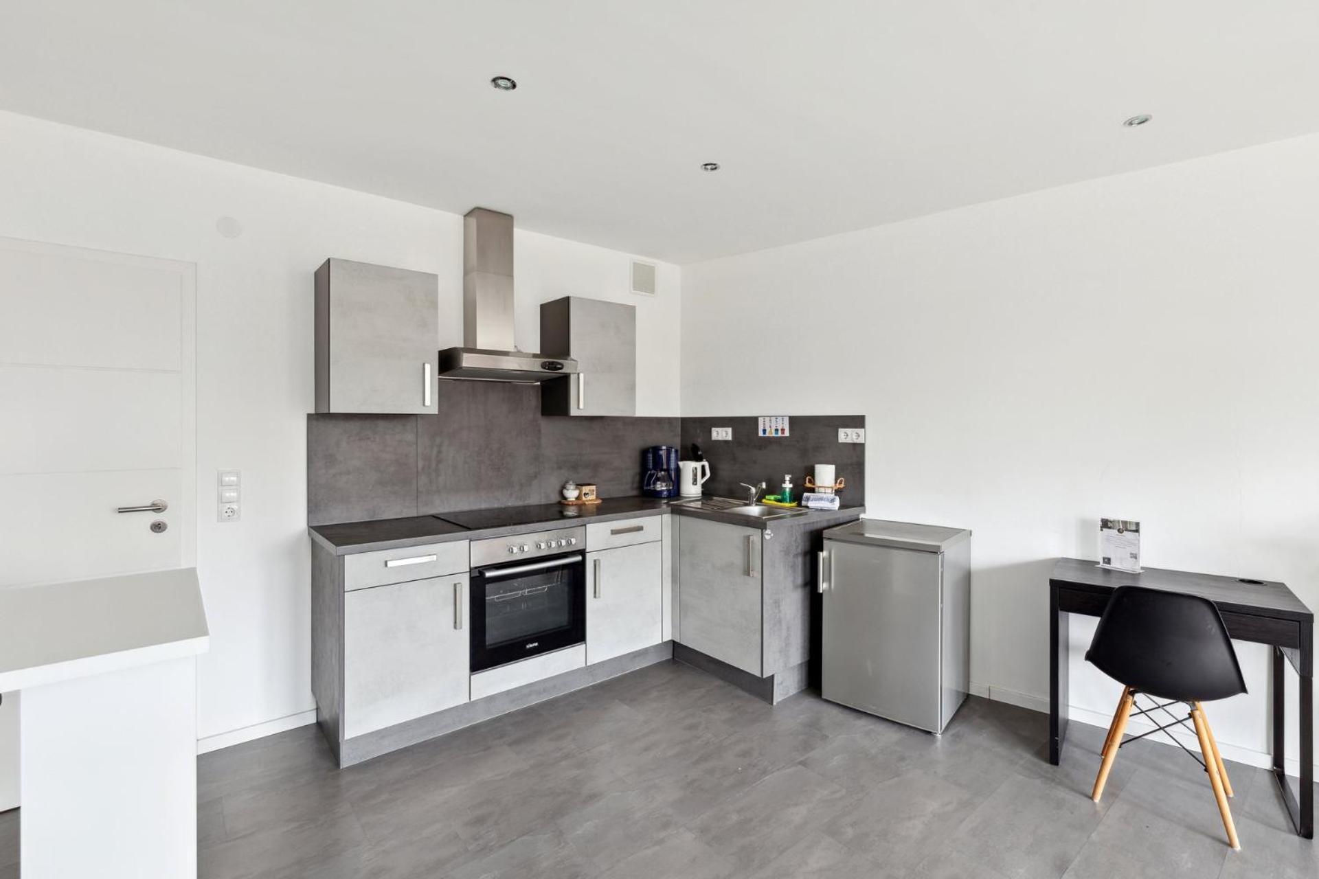 Sali Homes - Charming Studio Apartment In Heart Of Bayreuth With Balcony Экстерьер фото
