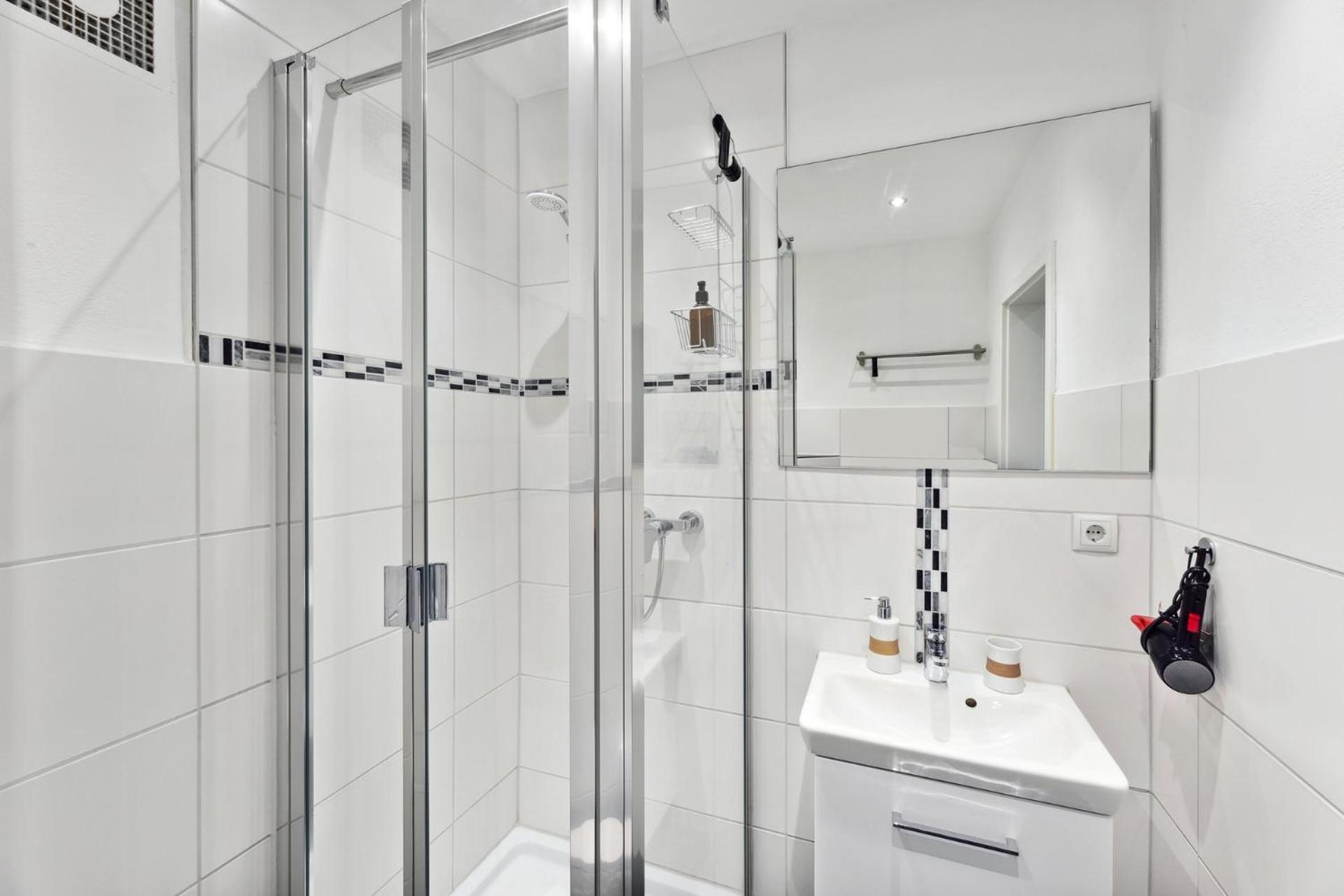 Sali Homes - Charming Studio Apartment In Heart Of Bayreuth With Balcony Экстерьер фото